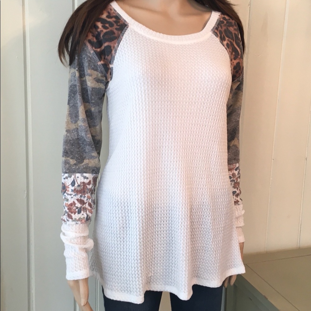 QUALITY SUPER SOFT MIXED PATERN TOP - Picture 5 of 14